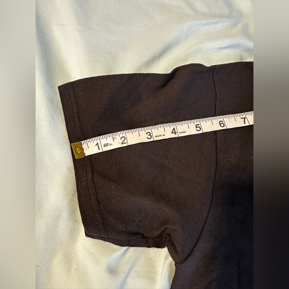 NWT HALLOWEEN MICHAEL MYERS Giving the Finger Small Black Graphic Tee. - Picture 6 of 6